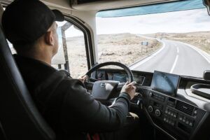 C-körkort i Uddevalla – vägen till en karriär som lastbilschaufför